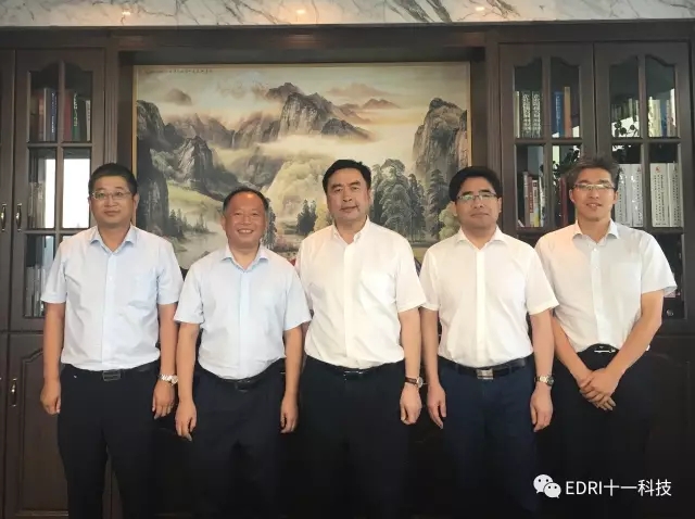 1502642575486512.jpg 640.webp (15).jpg